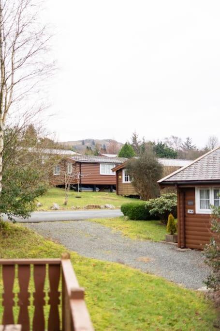 Cozy Norwegian Style Log Cabin In Rural Snowdonia - 2 Bedrooms & Parking By Seren Short Stays Ffestiniog Buitenkant foto