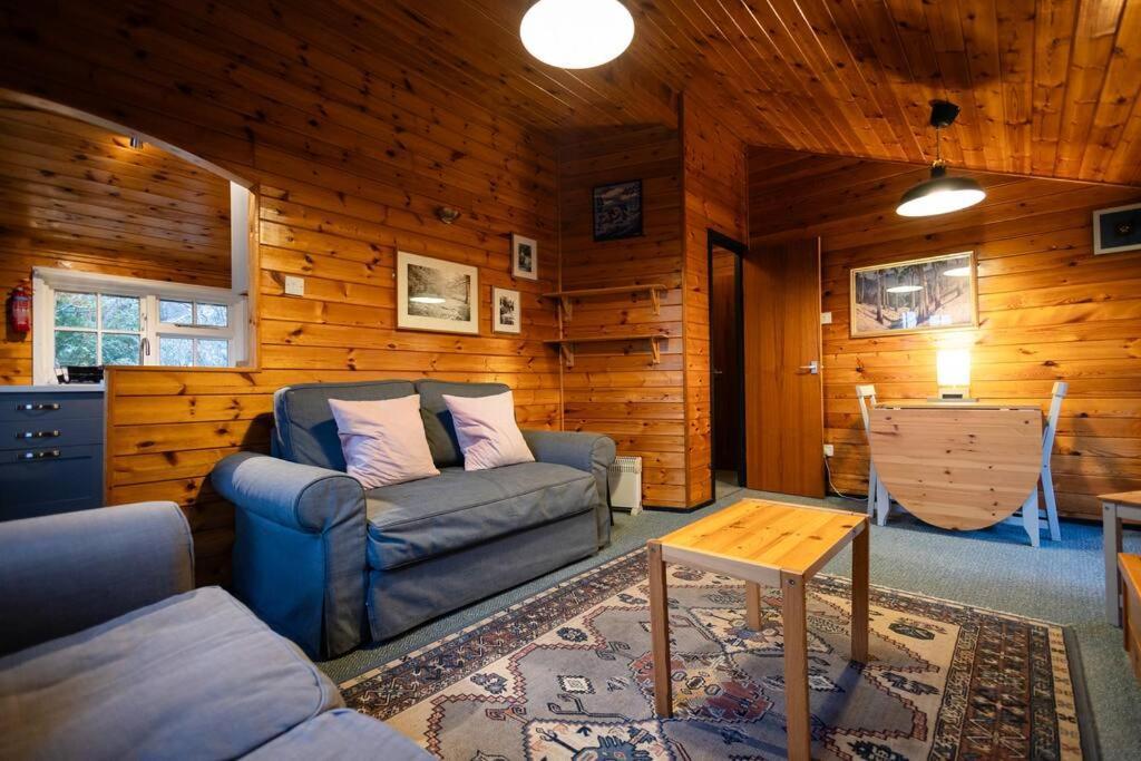 Cozy Norwegian Style Log Cabin In Rural Snowdonia - 2 Bedrooms & Parking By Seren Short Stays Ffestiniog Buitenkant foto